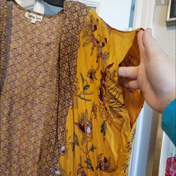 Gypsy Love Size Small overthrow - Picture 4 of 5